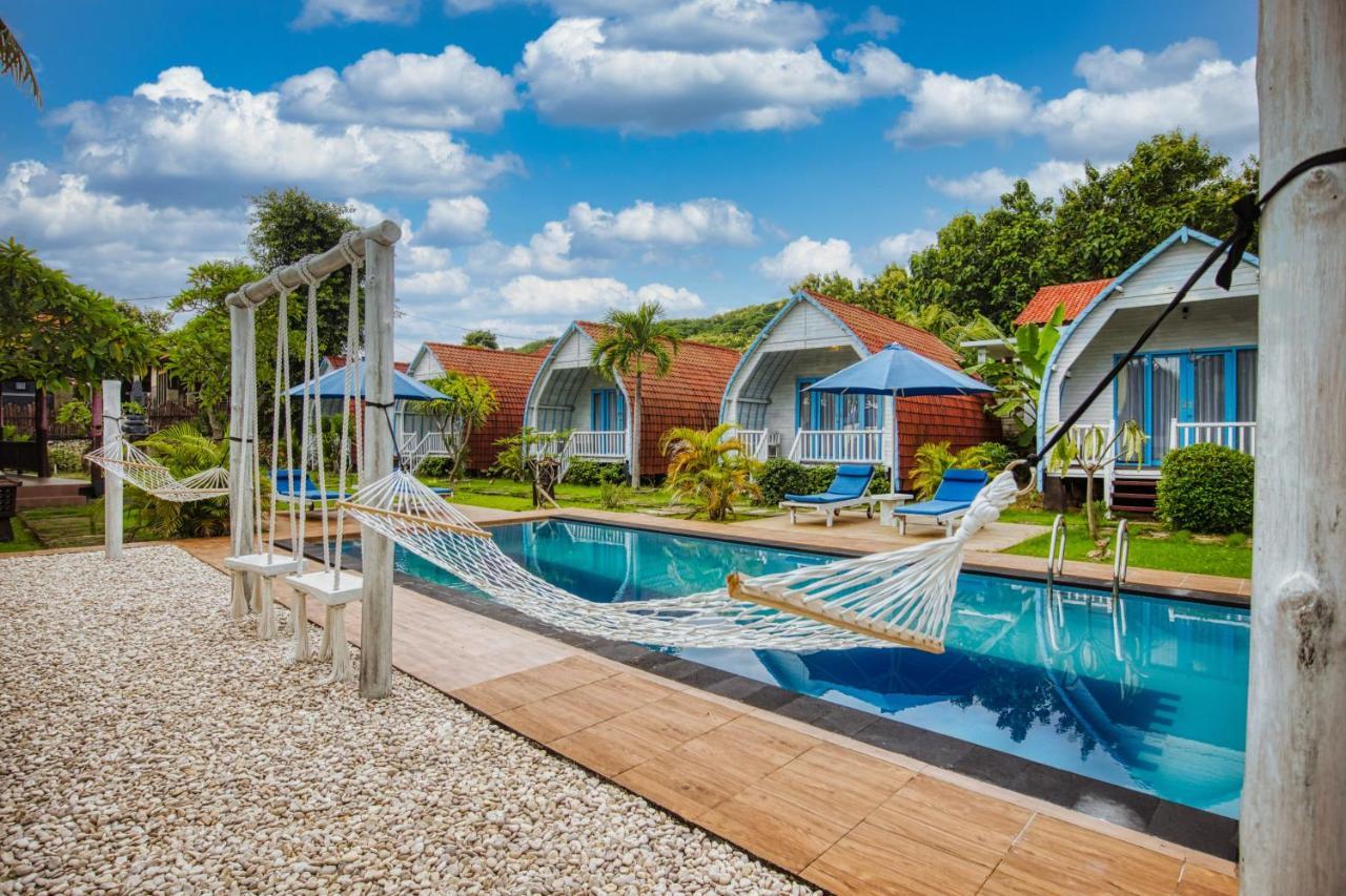 Megaland Bungalow Batununggul Buitenkant foto