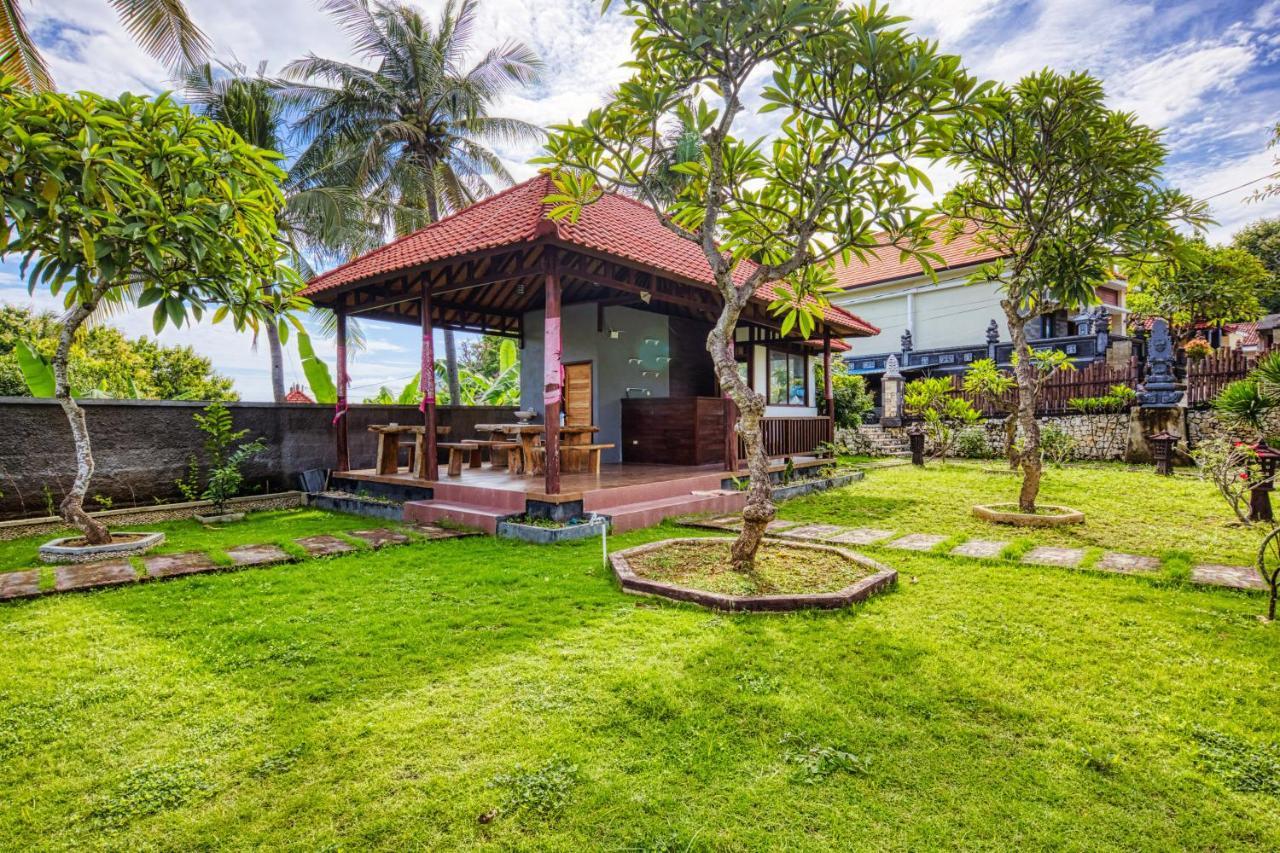 Megaland Bungalow Batununggul Buitenkant foto