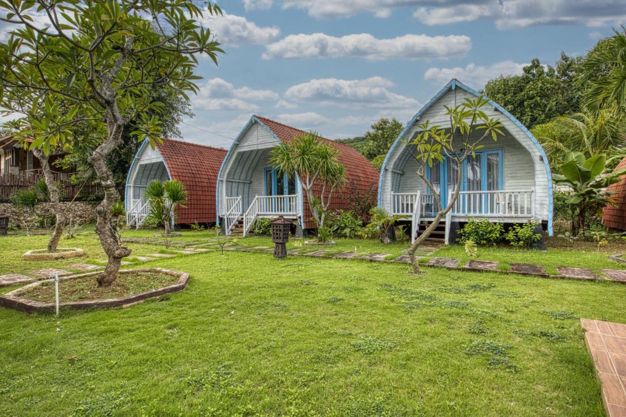 Megaland Bungalow Batununggul Buitenkant foto